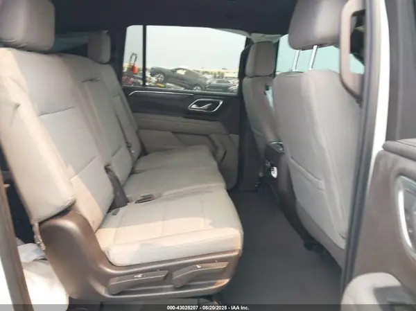 1GNSCBKDXPR116279 2023 CHEVROLET SUBURBAN - Image 8