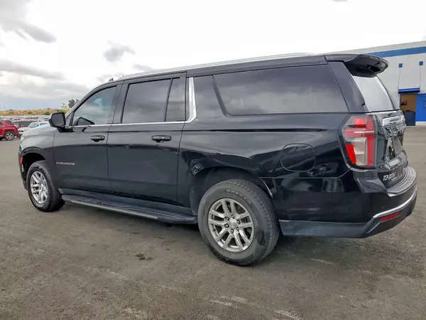 1GNSCBKT3MR363890 2021 CHEVROLET SUBURBAN - Image 2