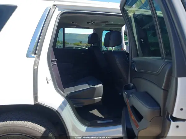 1GNSCCKC1HR112104 2017 CHEVROLET TAHOE - Image 8