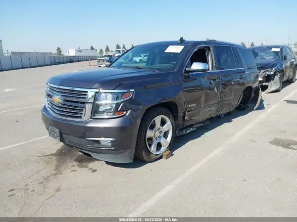 1GNSCCKC2JR197623 2018 CHEVROLET TAHOE - Image 2