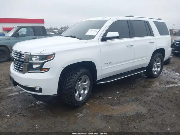 1GNSCCKC3JR355256 2018 CHEVROLET TAHOE - Image 2