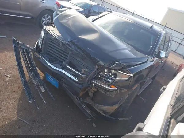 1GNSCCKC4JR338045 2018 CHEVROLET TAHOE - Image 2