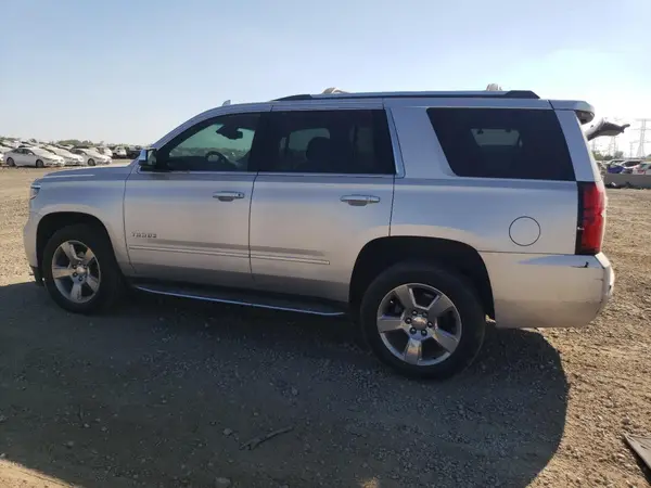 1GNSCCKC5JR349877 2018 CHEVROLET TAHOE - Image 2