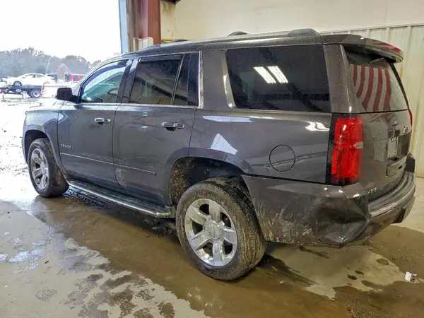 1GNSCCKC8HR310825 2017 CHEVROLET TAHOE - Image 2