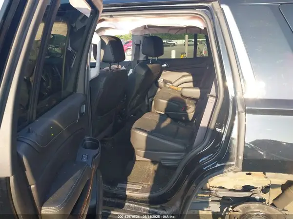 1GNSCCKC8HR373018 2017 CHEVROLET TAHOE - Image 8