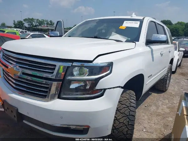 1GNSCCKC8JR257470 2018 CHEVROLET TAHOE - Image 2