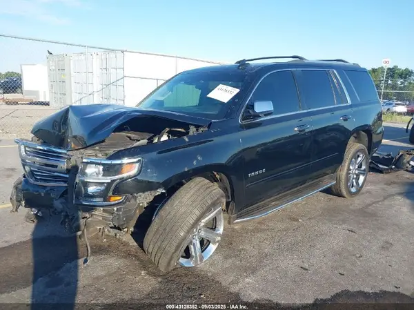 1GNSCCKC8KR125004 2019 CHEVROLET TAHOE - Image 2