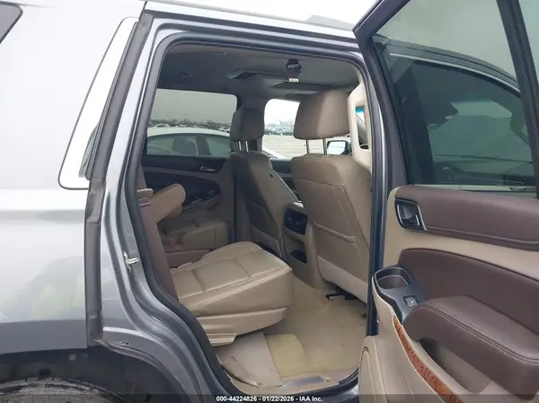 1GNSCCKCXJR208898 2018 CHEVROLET TAHOE - Image 8