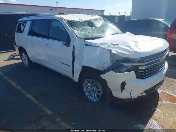 1GNSCCKD0MR174984 2021 CHEVROLET SUBURBAN - Image 1