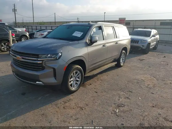 1GNSCCKD1MR333723 2021 CHEVROLET SUBURBAN - Image 2