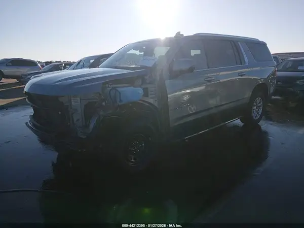 1GNSCCKD1RR230793 2024 CHEVROLET SUBURBAN - Image 2
