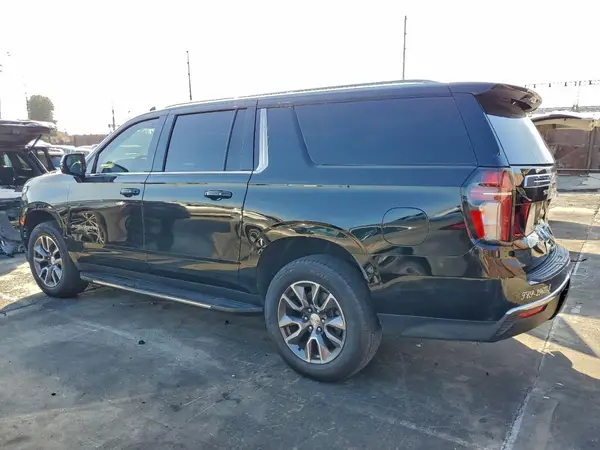 1GNSCCKD2NR323820 2022 CHEVROLET SUBURBAN - Image 2