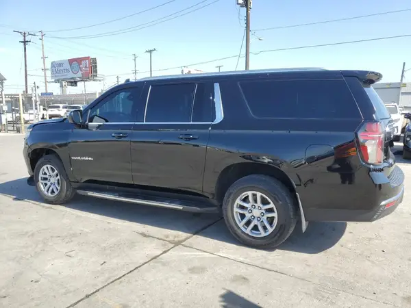1GNSCCKD5MR333272 2021 CHEVROLET SUBURBAN - Image 2