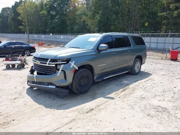 1GNSCCKD5PR278813 2023 CHEVROLET SUBURBAN - Image 2
