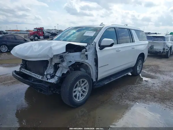 1GNSCCKD7PR204583 2023 CHEVROLET SUBURBAN - Image 2