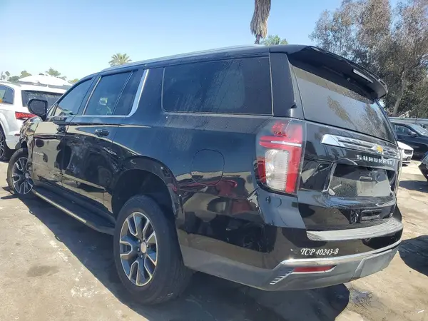 1GNSCCKD8MR360272 2021 CHEVROLET SUBURBAN - Image 2