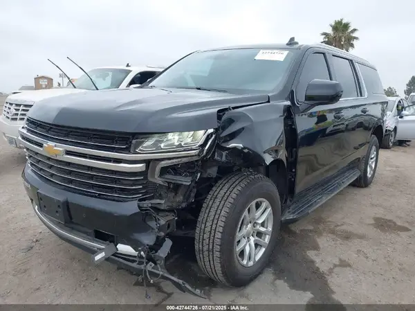1GNSCCKD8PR112933 2023 CHEVROLET SUBURBAN - Image 2