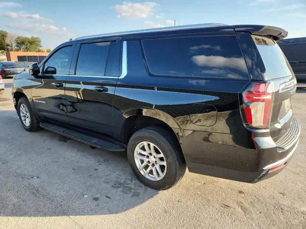 1GNSCCKDXMR133634 2021 CHEVROLET SUBURBAN - Image 2