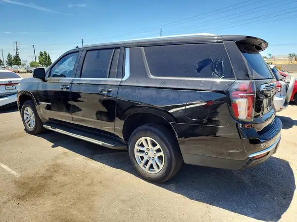 1GNSCCKDXPR101576 2023 CHEVROLET SUBURBAN - Image 2