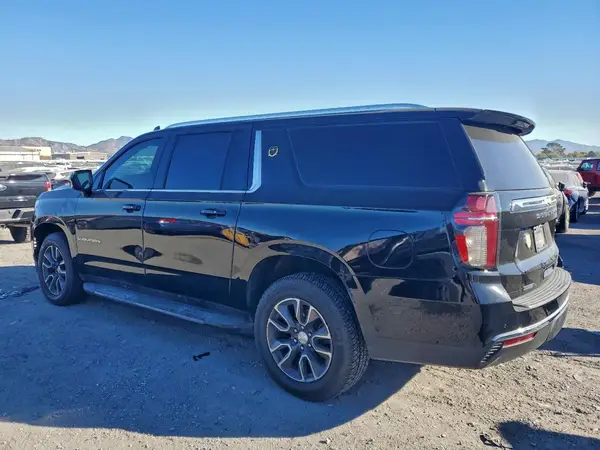 1GNSCCKT3MR427576 2021 CHEVROLET SUBURBAN - Image 2