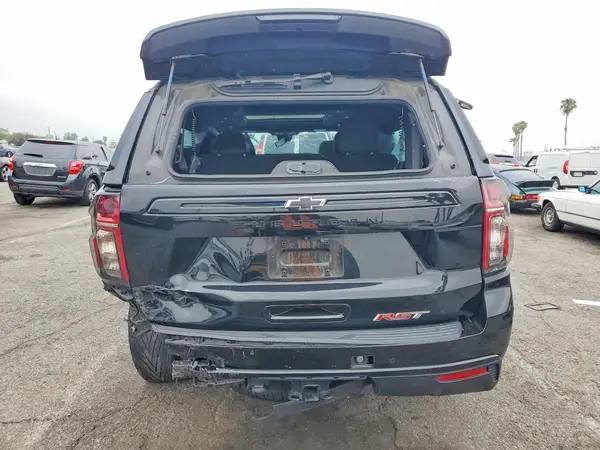 2023 CHEVROLET SUBURBAN auction photo 6