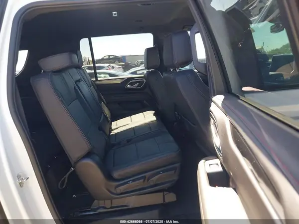 1GNSCEKD3RR289226 2024 CHEVROLET SUBURBAN - Image 8