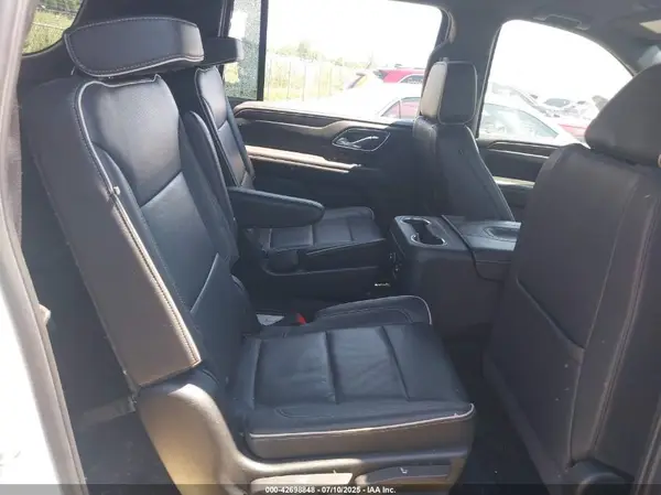 1GNSCFKD1PR137531 2023 CHEVROLET SUBURBAN - Image 8