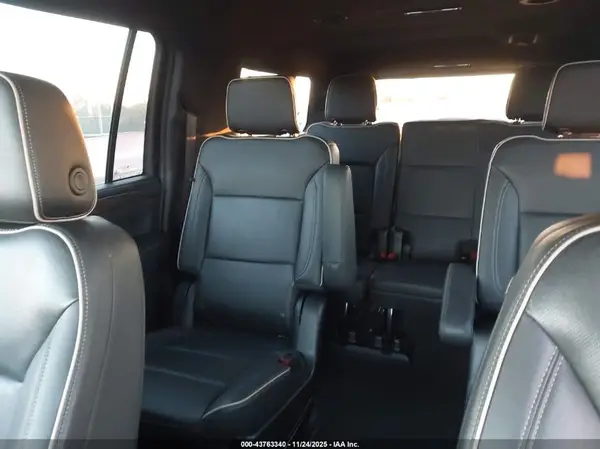 1GNSCFKD2PR345059 2023 CHEVROLET SUBURBAN - Image 8