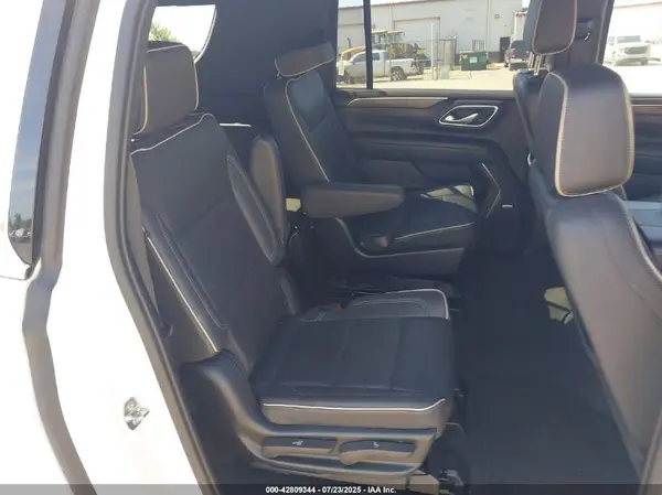 1GNSCFKD3PR300227 2023 CHEVROLET SUBURBAN - Image 8