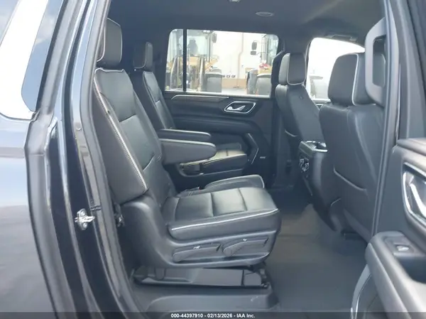 1GNSCFKD4PR363742 2023 CHEVROLET SUBURBAN - Image 8