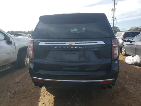 2023 CHEVROLET SUBURBAN auction photo 6