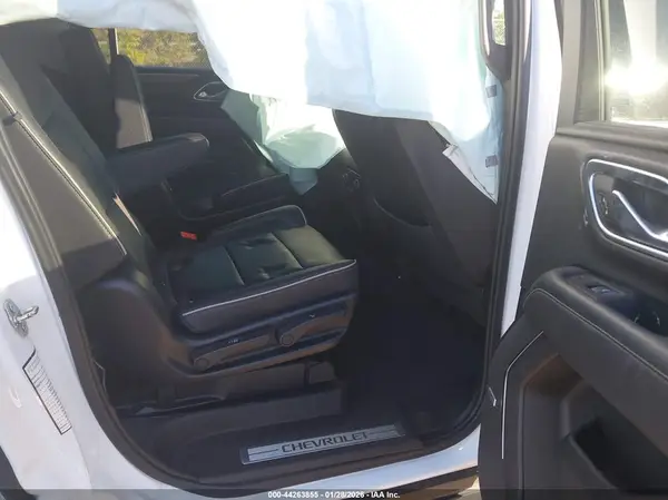 1GNSCFKD6PR260760 2023 CHEVROLET SUBURBAN - Image 8