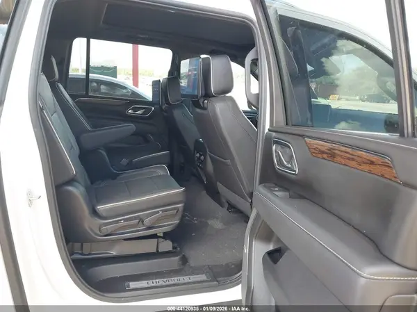 1GNSCFKD6PR456360 2023 CHEVROLET SUBURBAN - Image 8