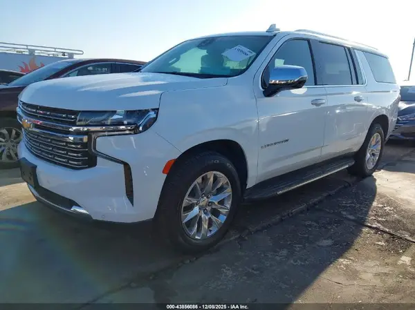 1GNSCFKD7PR371754 2023 CHEVROLET SUBURBAN - Image 2