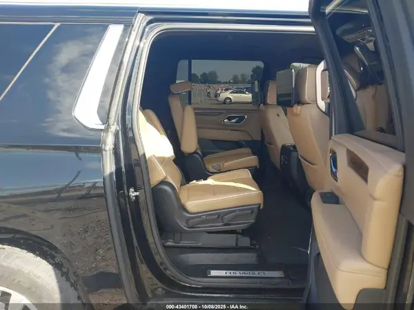 1GNSCFKD8PR353280 2023 CHEVROLET SUBURBAN - Image 8