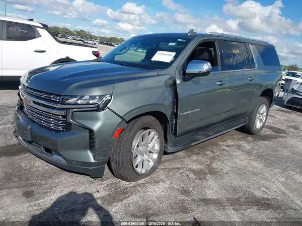 1GNSCFKD9PR364577 2023 CHEVROLET SUBURBAN - Image 2