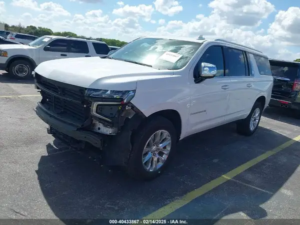 1GNSCFKD9PR387180 2023 CHEVROLET SUBURBAN - Image 2