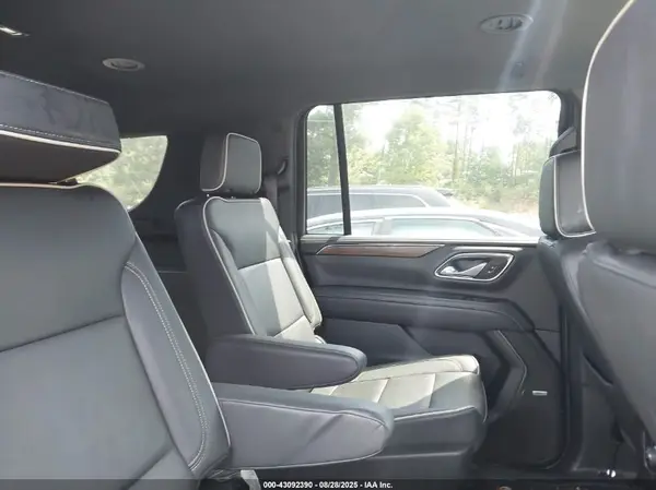 1GNSCFKD9PR547445 2023 CHEVROLET SUBURBAN - Image 8