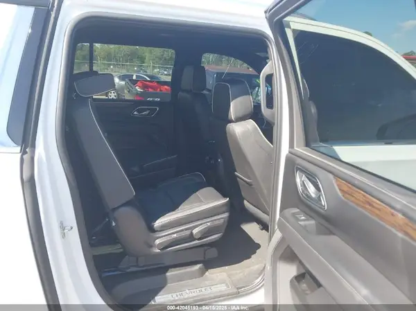 1GNSCFKDXPR371053 2023 CHEVROLET SUBURBAN - Image 8