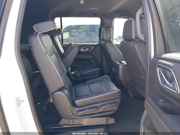 1GNSCFKDXPR371490 2023 CHEVROLET SUBURBAN - Image 8