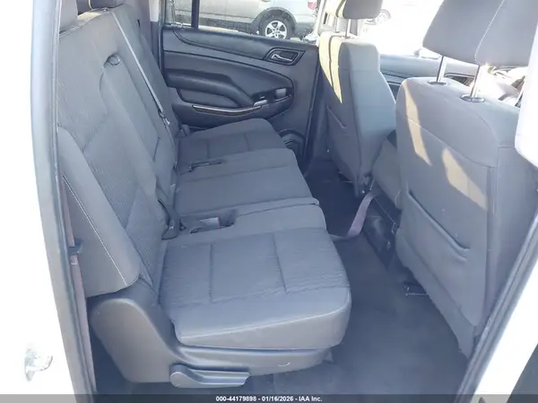 1GNSCGEC1HR359304 2017 CHEVROLET SUBURBAN - Image 8
