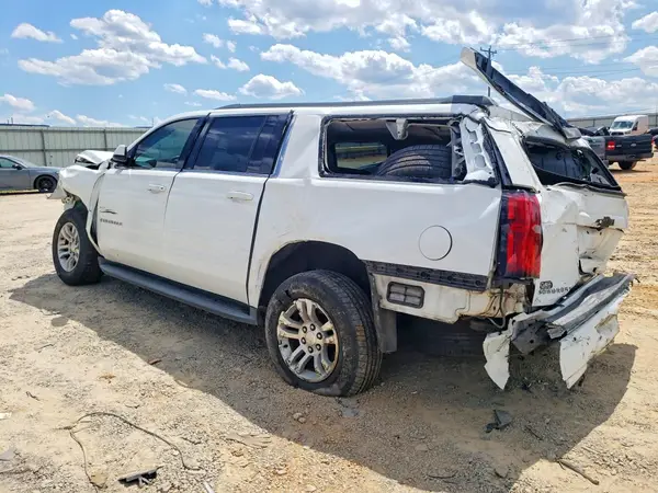 1GNSCGEC1JR396858 2018 CHEVROLET SUBURBAN - Image 2