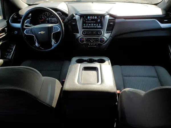 1GNSCGEC2HR133255 2017 CHEVROLET SUBURBAN - Image 8