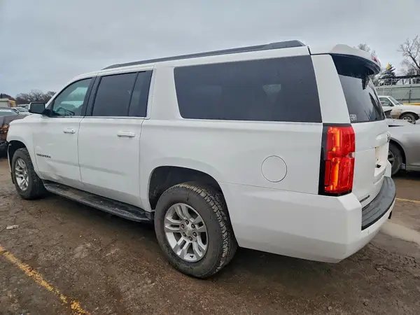 1GNSCGEC2JR138946 2018 CHEVROLET SUBURBAN - Image 2