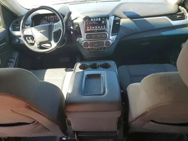 1GNSCGEC3KR146099 2019 CHEVROLET SUBURBAN - Image 8