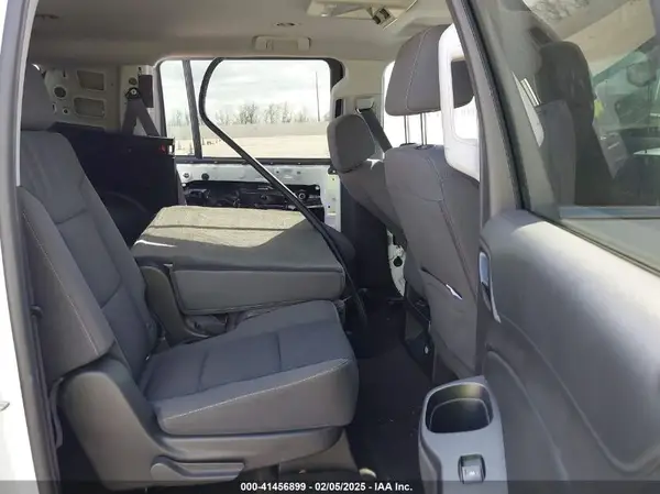 1GNSCGEC5GR168306 2016 CHEVROLET SUBURBAN - Image 8