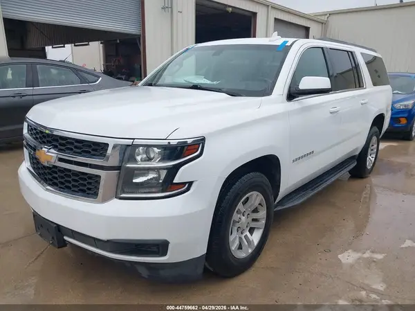 1GNSCGEC9JR330218 2018 CHEVROLET SUBURBAN - Image 2