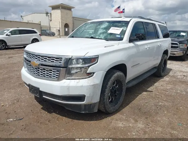 1GNSCGECXJR176196 2018 CHEVROLET SUBURBAN - Image 2