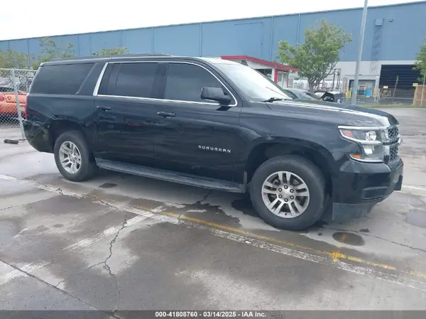 1GNSCGKC1JR394211 2018 CHEVROLET SUBURBAN - Image 1