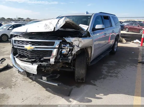 1GNSCGKC2GR370072 2016 CHEVROLET SUBURBAN - Image 2